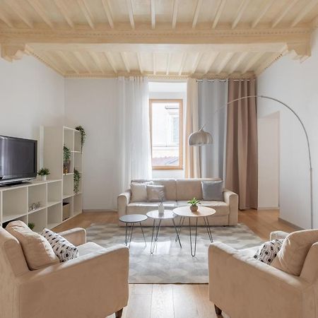 Iflat Navona White And Stylish Apartment Рим Екстер'єр фото