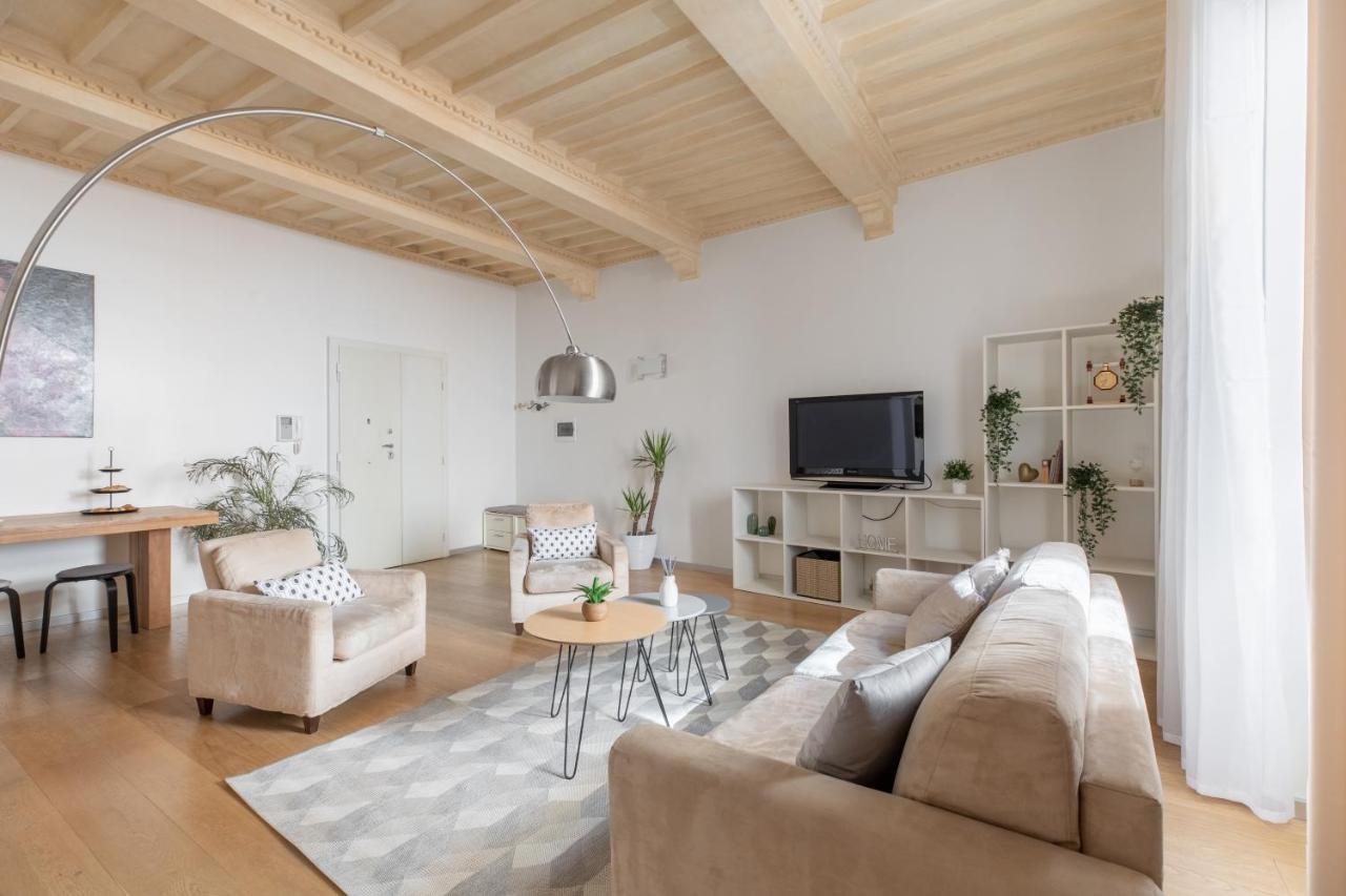 Iflat Navona White And Stylish Apartment Рим Екстер'єр фото